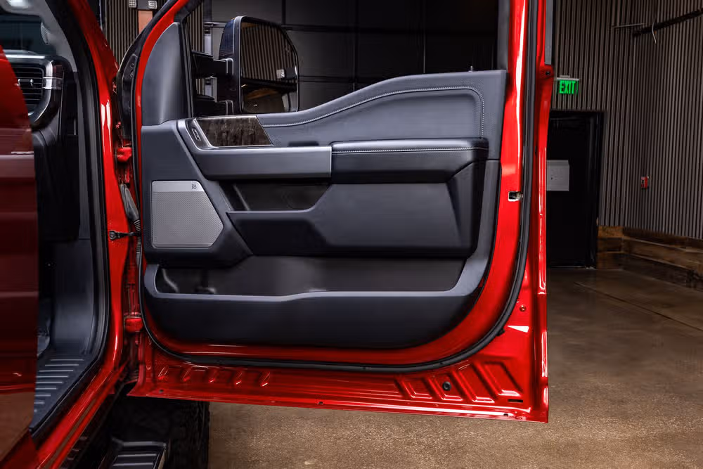 2024 Ford F-250 Super Duty Lariat Crew Cab Image 37