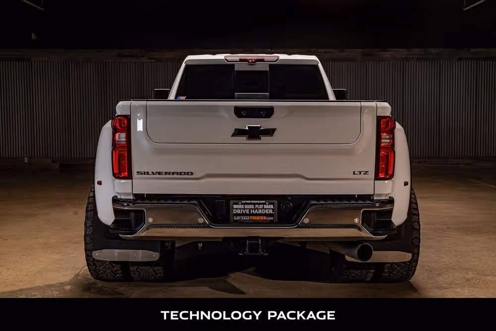 2022 Chevrolet Silverado 3500HD LTZ Crew Cab Image 8