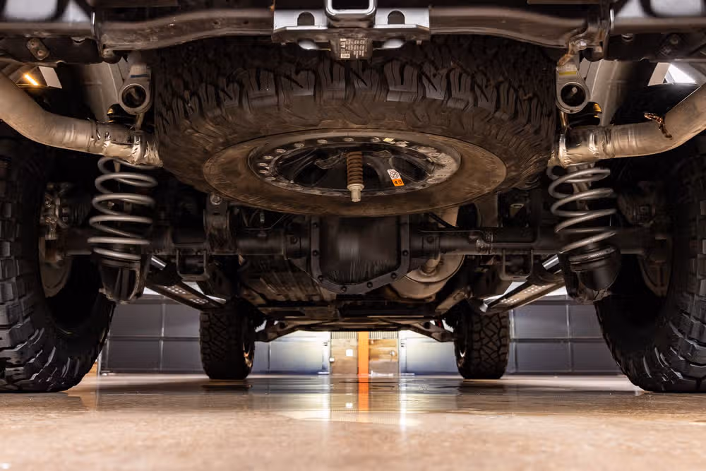 2023 Ford F-150 Raptor SuperCrew Image 16