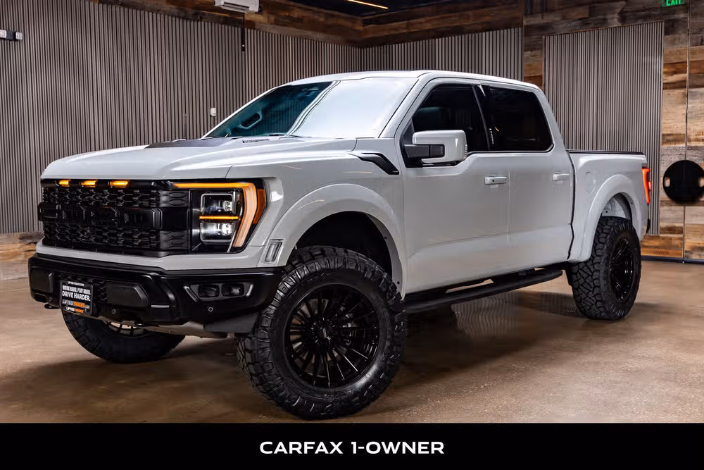 2023 Ford F-150 Raptor SuperCrew Image 5