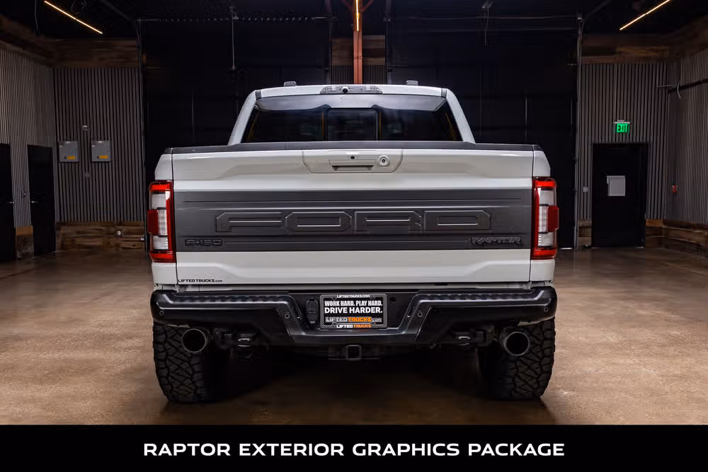 2023 Ford F-150 Raptor SuperCrew Image 8