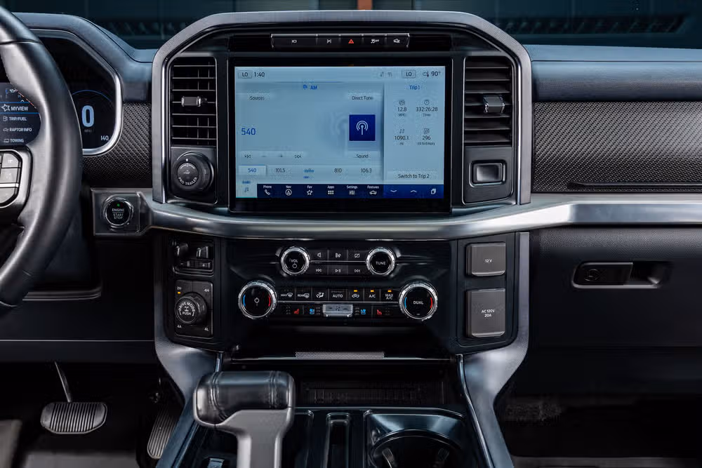 2023 Ford F-150 Raptor SuperCrew Image 24