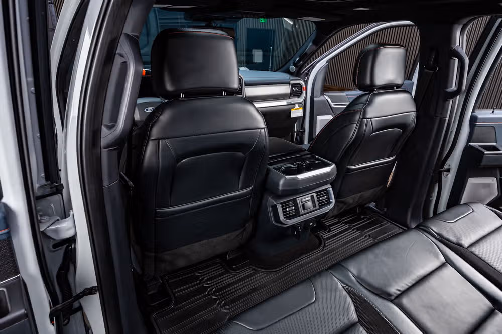 2023 Ford F-150 Raptor SuperCrew Image 35