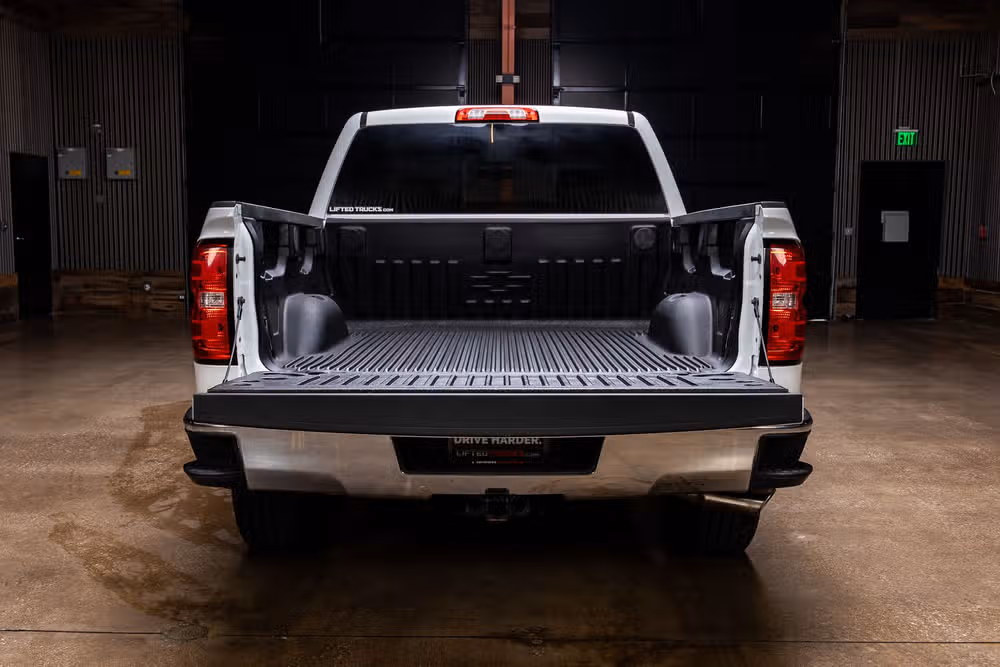 2018 Chevrolet Silverado 1500 LT Crew Cab Image 8