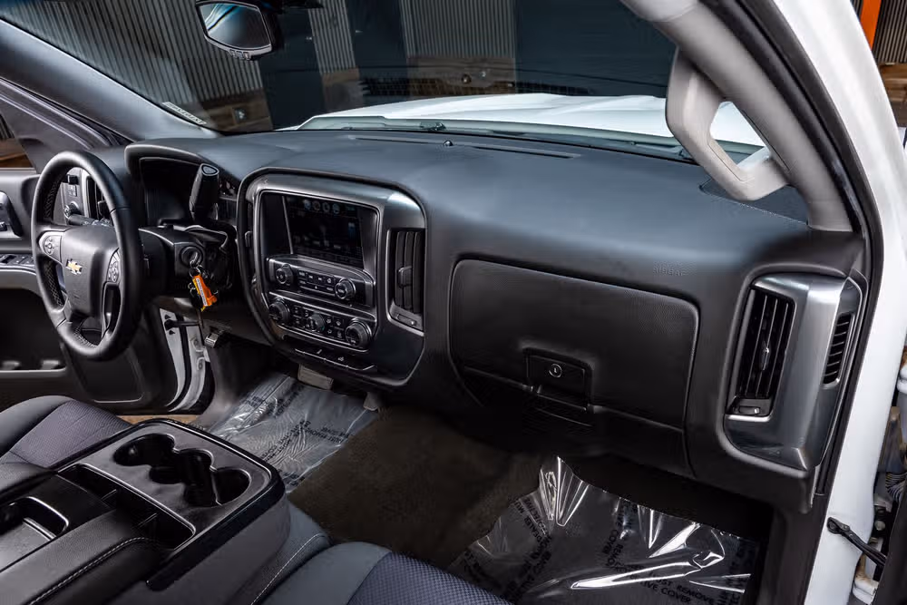 2018 Chevrolet Silverado 1500 LT Crew Cab Image 13