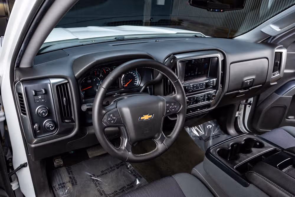 2018 Chevrolet Silverado 1500 LT Crew Cab Image 12