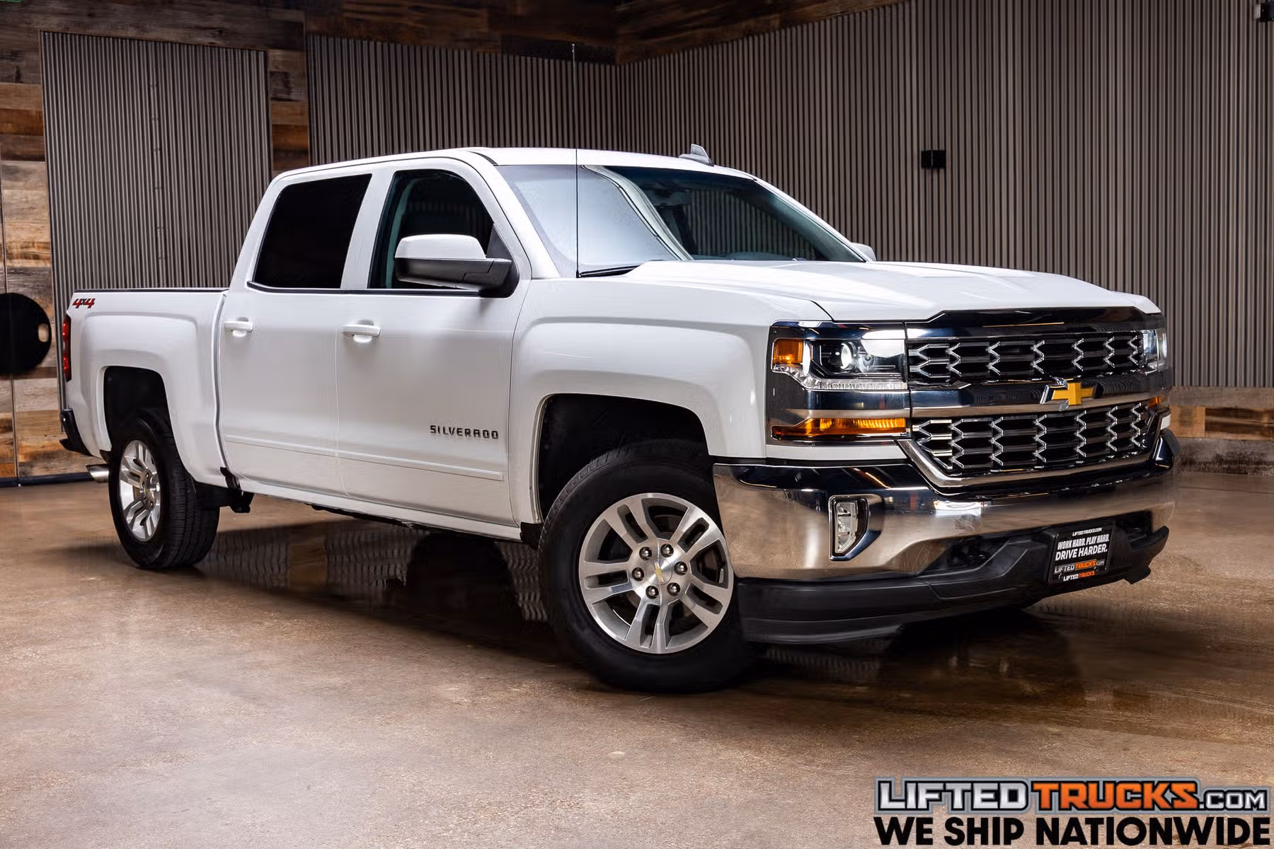 2018 Chevrolet Silverado 1500 LT Crew Cab Image 1