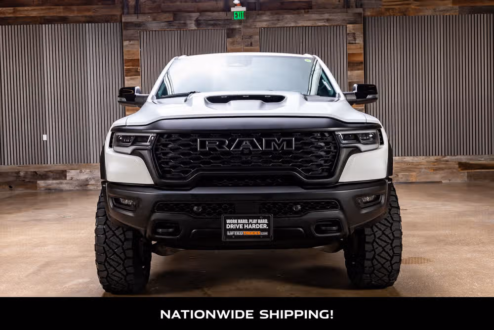 2026 Ram 1500 RHO Crew Cab Image 4