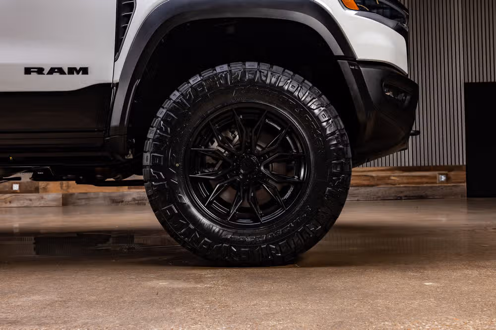 2026 Ram 1500 RHO Crew Cab Image 12