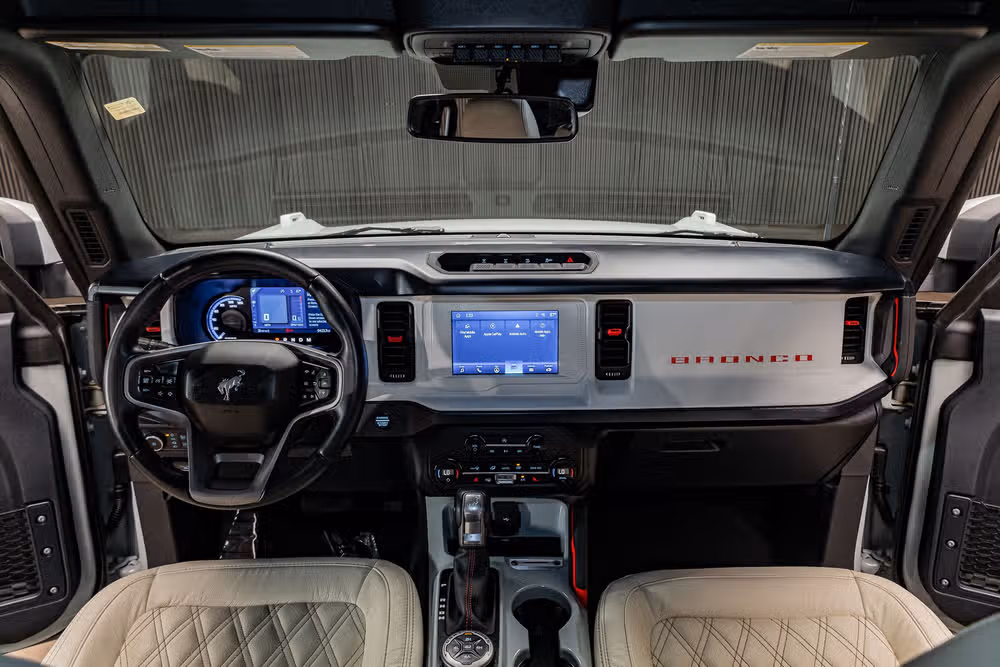 2023 Ford Bronco Heritage Edition Image 15