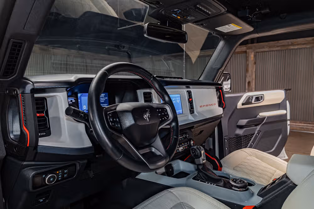 2023 Ford Bronco Heritage Edition Image 13