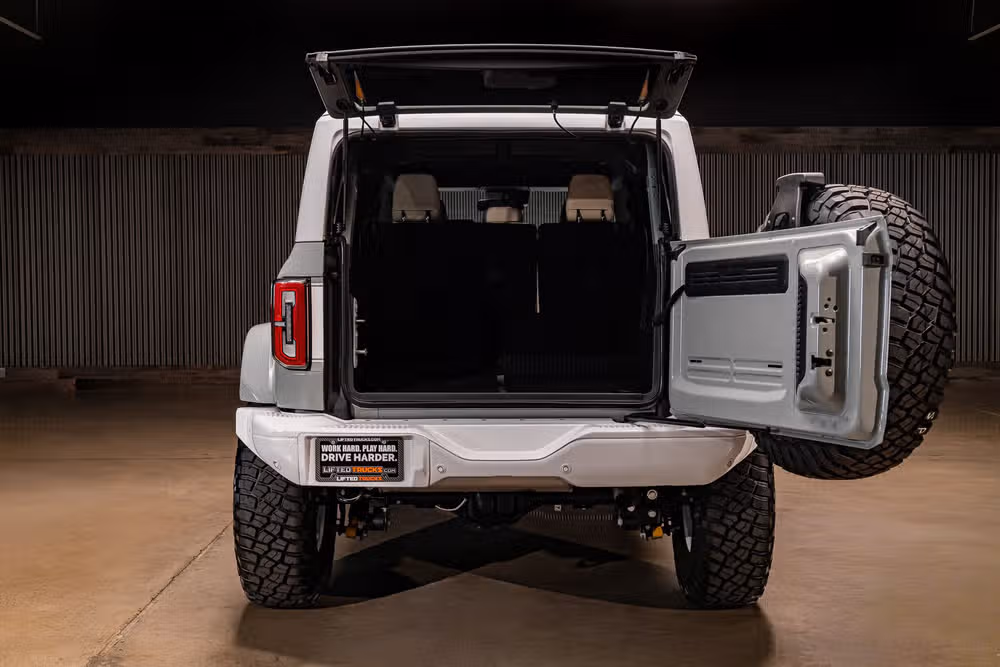 2023 Ford Bronco Heritage Edition Image 9