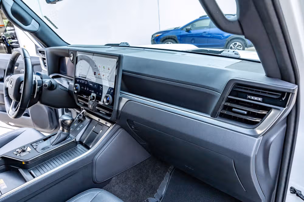 2024 Lexus GX 550 Premium+ Image 18