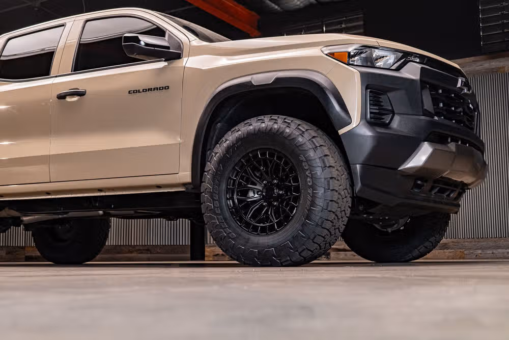 2023 Chevrolet Colorado Trail Boss Crew Cab Image 12