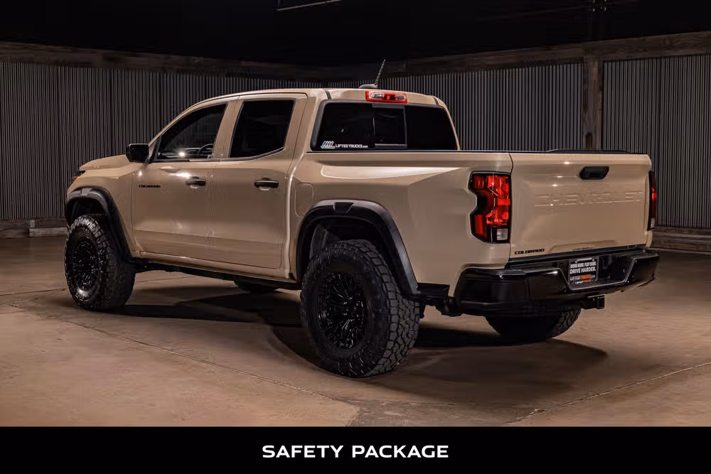 2023 Chevrolet Colorado Trail Boss Crew Cab Image 7
