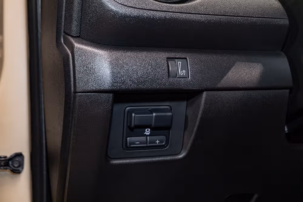 2023 Chevrolet Colorado Trail Boss Crew Cab Image 17