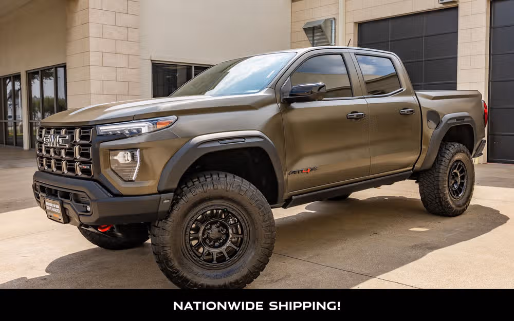 2024 GMC Canyon AT4X Crew Cab Image 4
