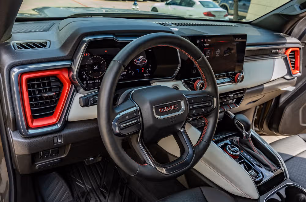 2024 GMC Canyon AT4X Crew Cab Image 16