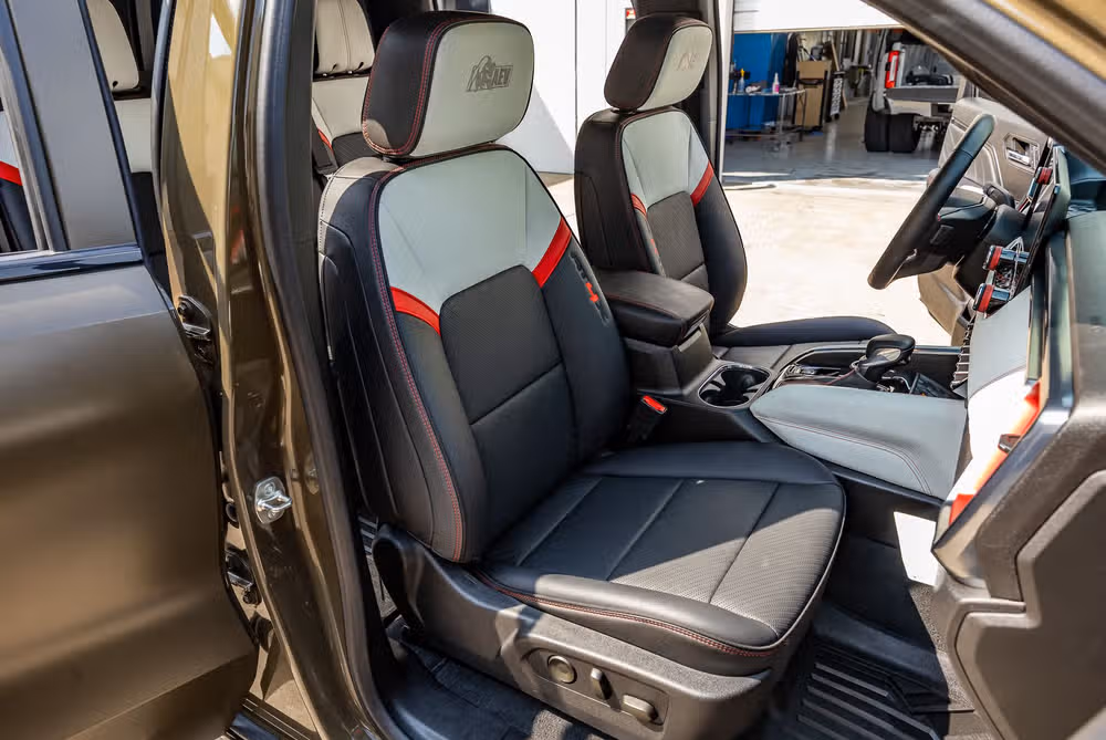 2024 GMC Canyon AT4X Crew Cab Image 32