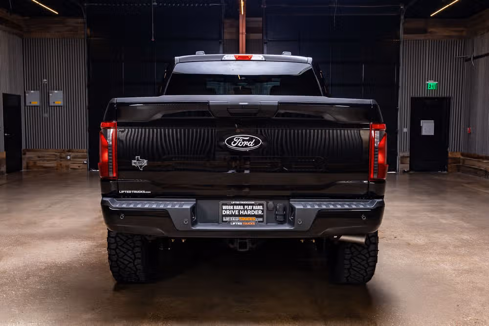 2026 Ford F-150 XLT SuperCrew Image 8