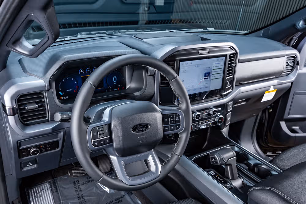 2026 Ford F-150 XLT SuperCrew Image 17