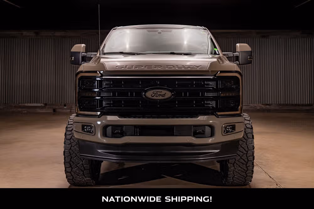 2026 Ford F-250 Super Duty Platinum Plus Crew Cab Image 4