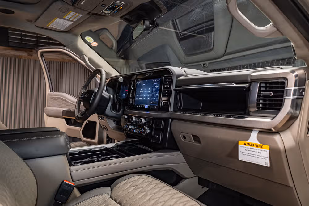 2026 Ford F-250 Super Duty Platinum Plus Crew Cab Image 16