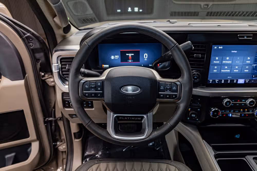 2026 Ford F-250 Super Duty Platinum Plus Crew Cab Image 14