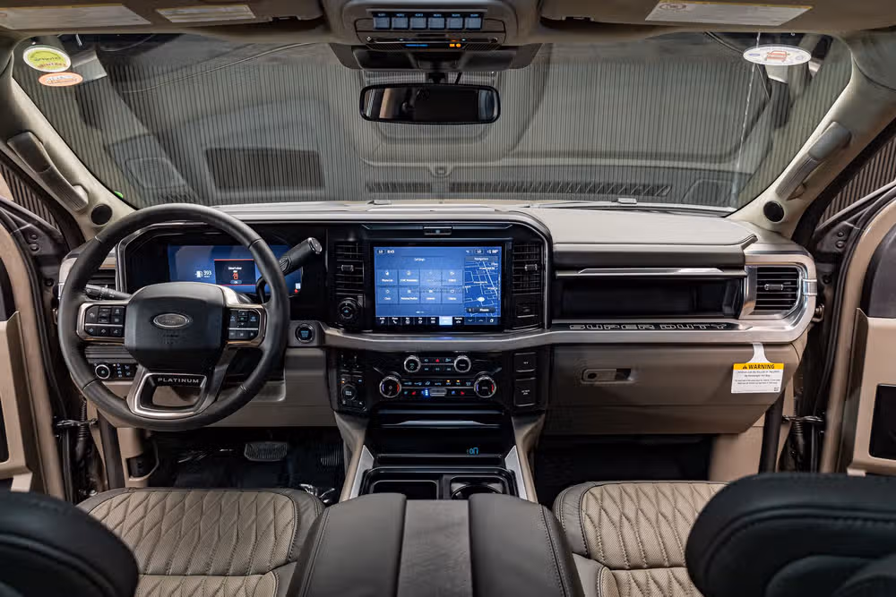 2026 Ford F-250 Super Duty Platinum Plus Crew Cab Image 15