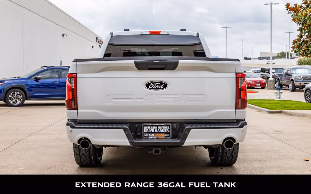 2025 Ford F-150 STX SuperCrew Image 8