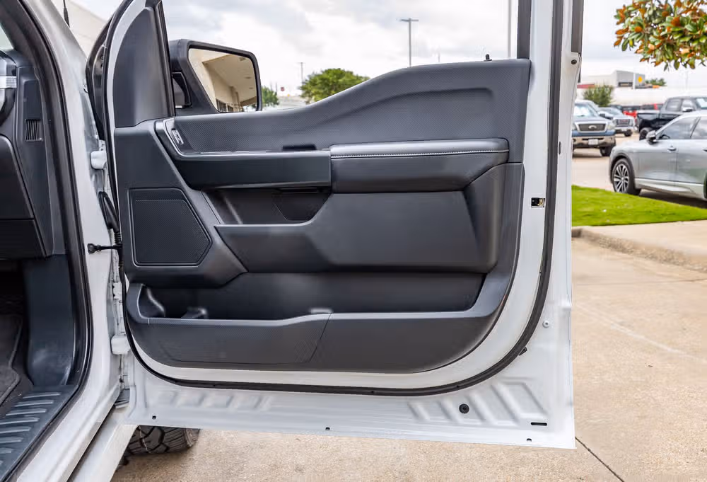 2025 Ford F-150 STX SuperCrew Image 33