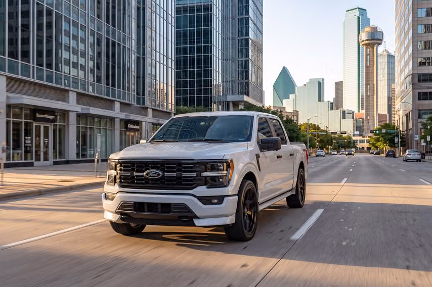 2025 Ford F-150 STX SuperCrew Image 39