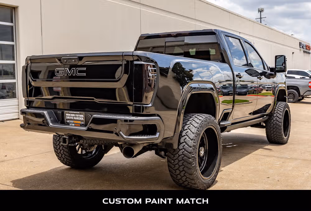 2025 GMC Sierra 2500HD Denali Ultimate Crew Cab Image 9