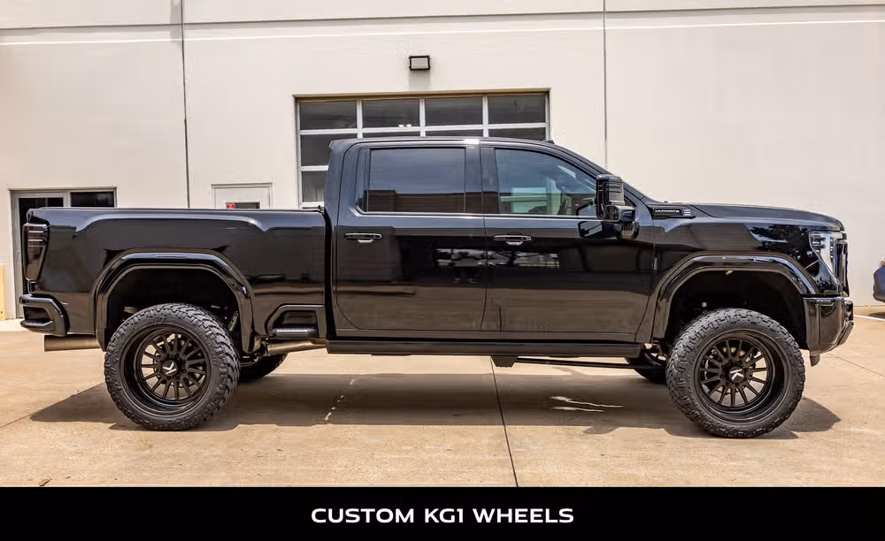 2025 GMC Sierra 2500HD Denali Ultimate Crew Cab Image 10
