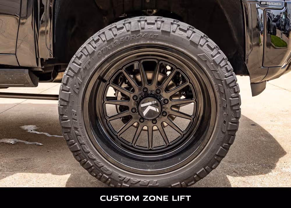 2025 GMC Sierra 2500HD Denali Ultimate Crew Cab Image 11