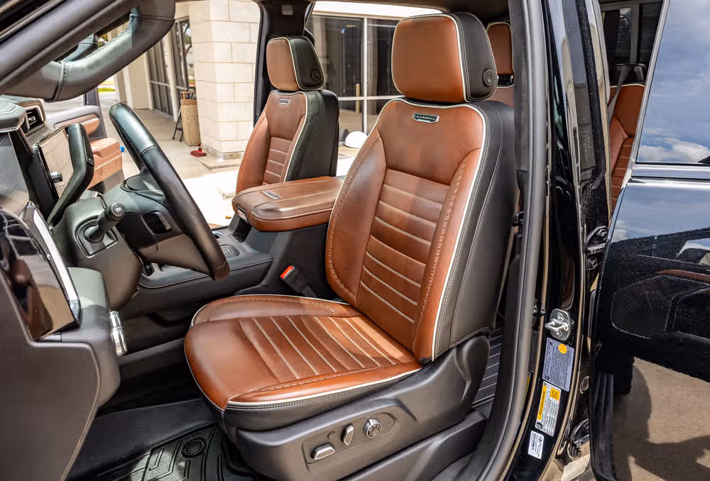 2025 GMC Sierra 2500HD Denali Ultimate Crew Cab Image 29