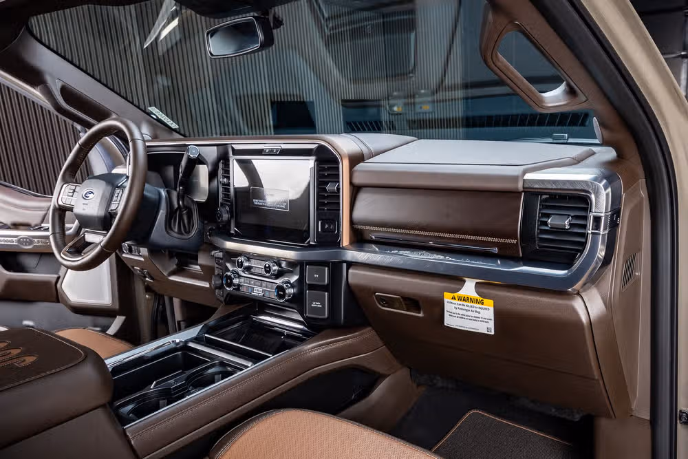 2026 Ford F-250 Super Duty King Ranch Crew Cab Image 18