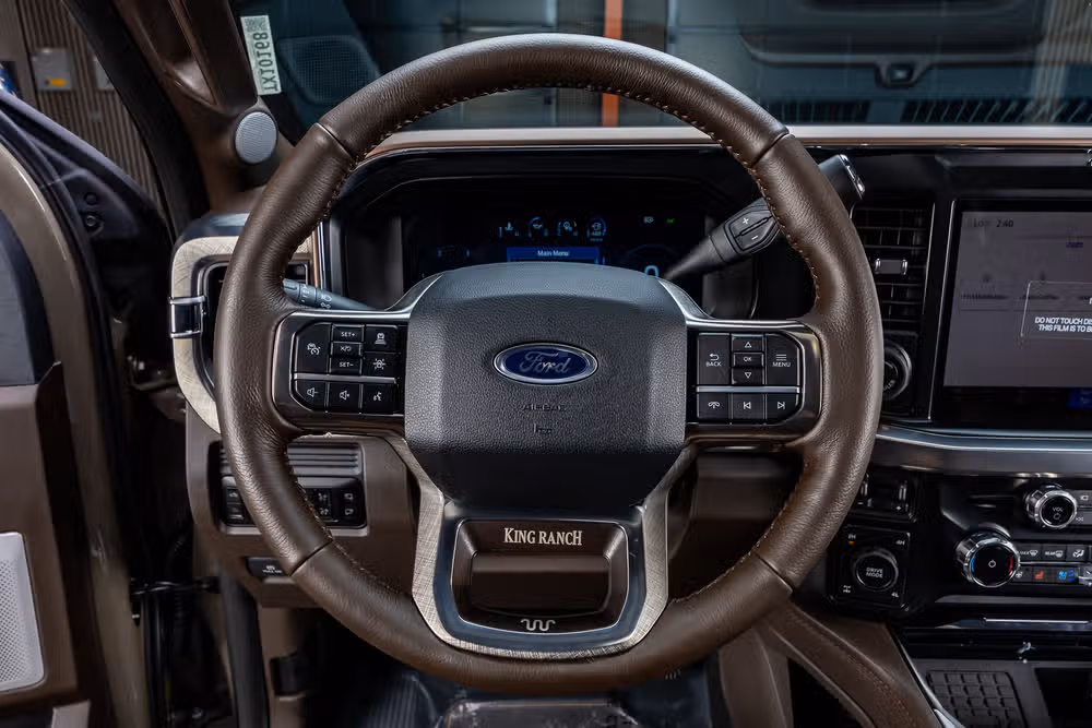 2026 Ford F-250 Super Duty King Ranch Crew Cab Image 19