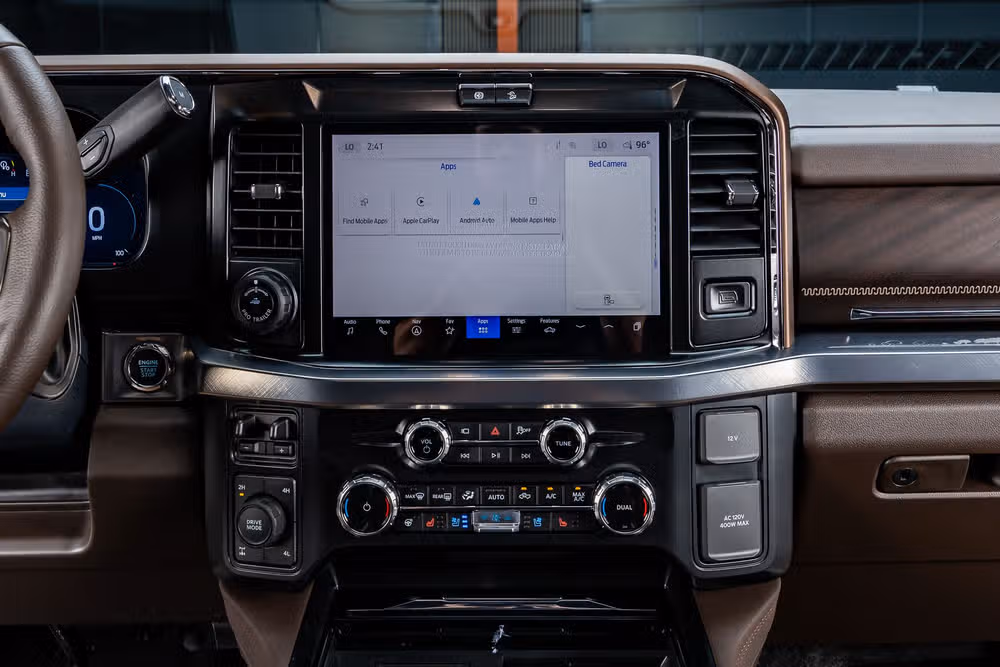 2026 Ford F-250 Super Duty King Ranch Crew Cab Image 25