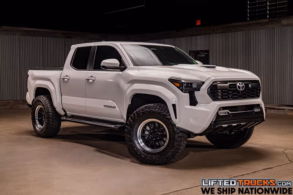 T32913A - 2024 Toyota Tacoma TRD Sport HV Double Cab