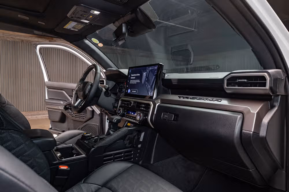 2024 Toyota Tacoma TRD Sport HV Double Cab Image 14