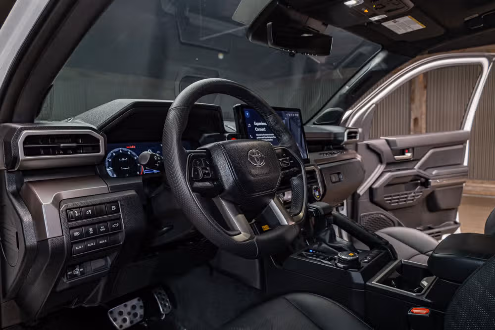 2024 Toyota Tacoma TRD Sport HV Double Cab Image 12