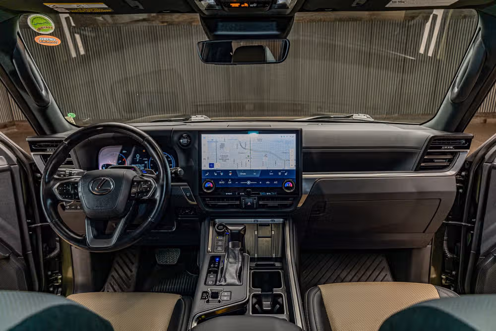 2024 Lexus GX 550 Overtrail+ Image 14