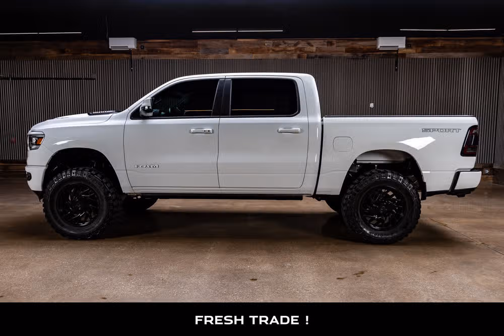 2023 Ram 1500 Laramie Crew Cab Image 5