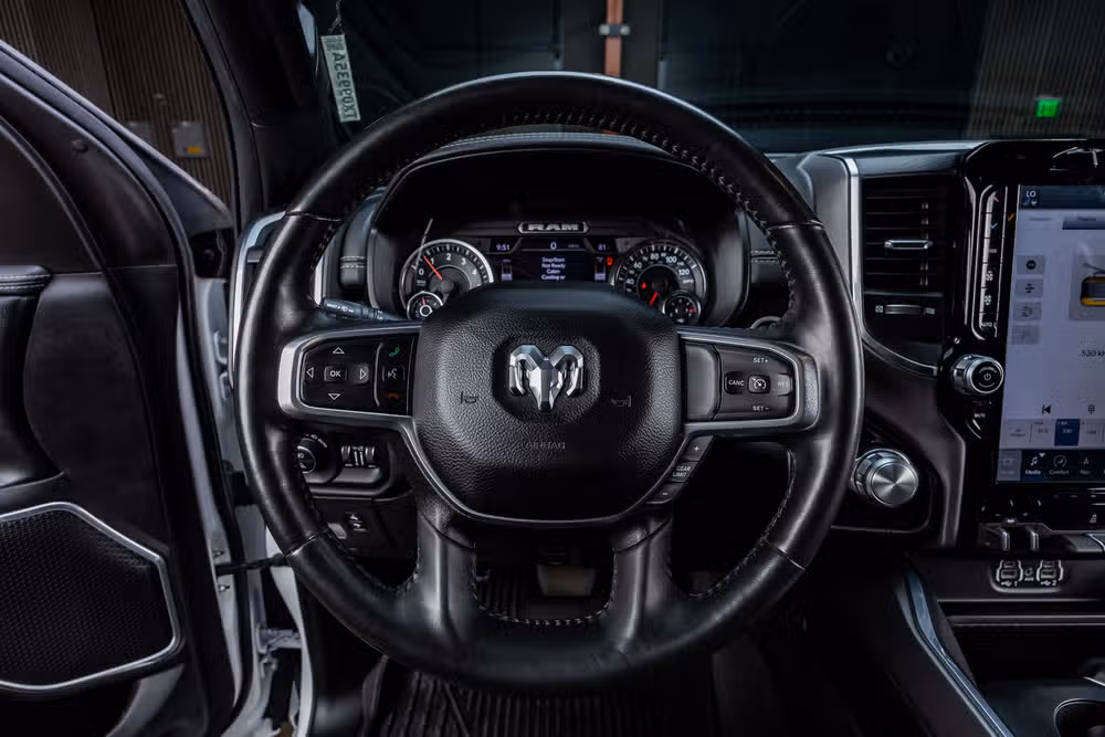 2023 Ram 1500 Laramie Crew Cab Image 18
