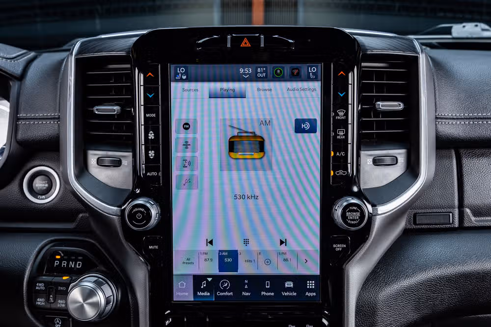 2023 Ram 1500 Laramie Crew Cab Image 24