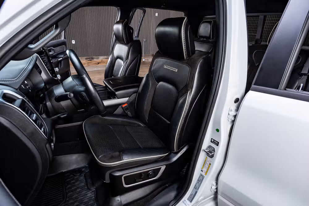 2023 Ram 1500 Laramie Crew Cab Image 30