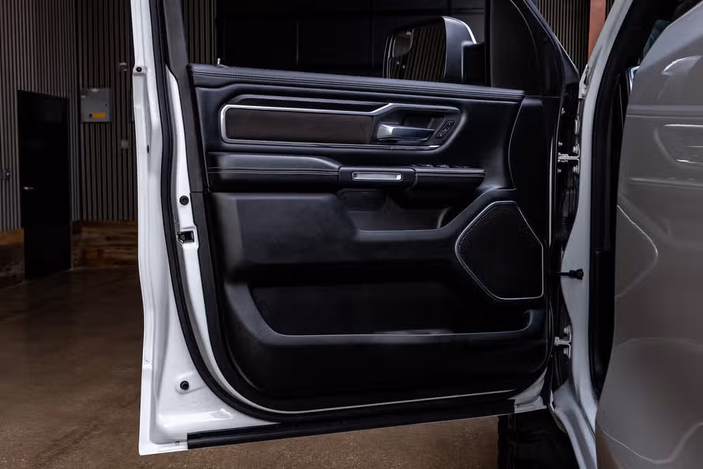 2023 Ram 1500 Laramie Crew Cab Image 36