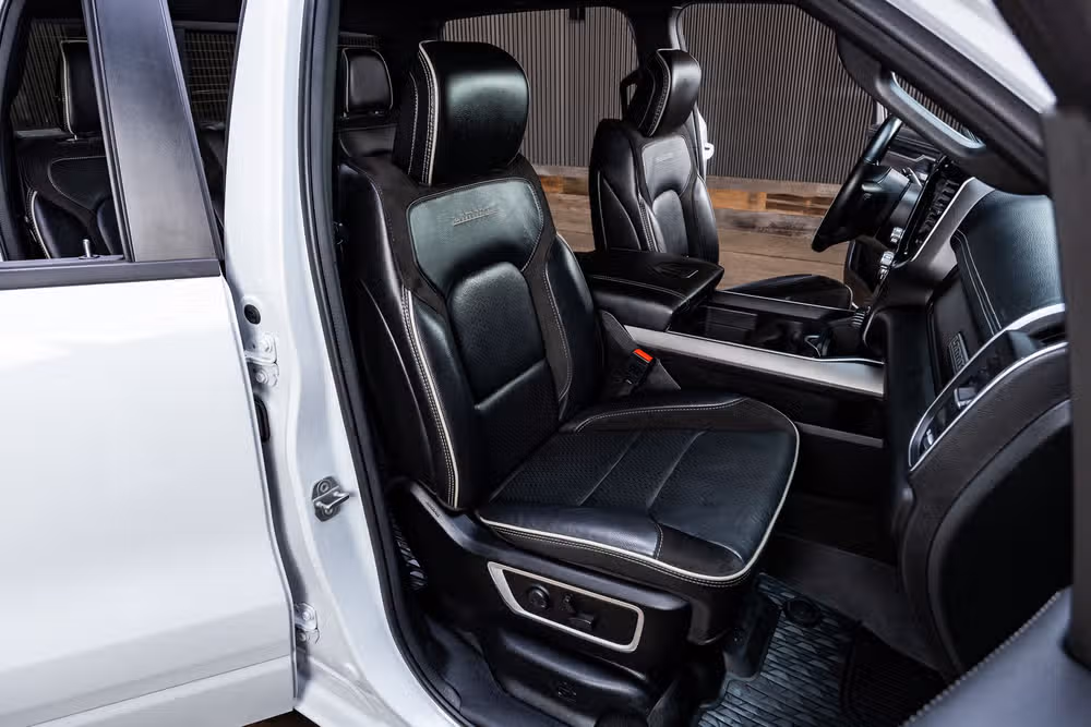 2023 Ram 1500 Laramie Crew Cab Image 31
