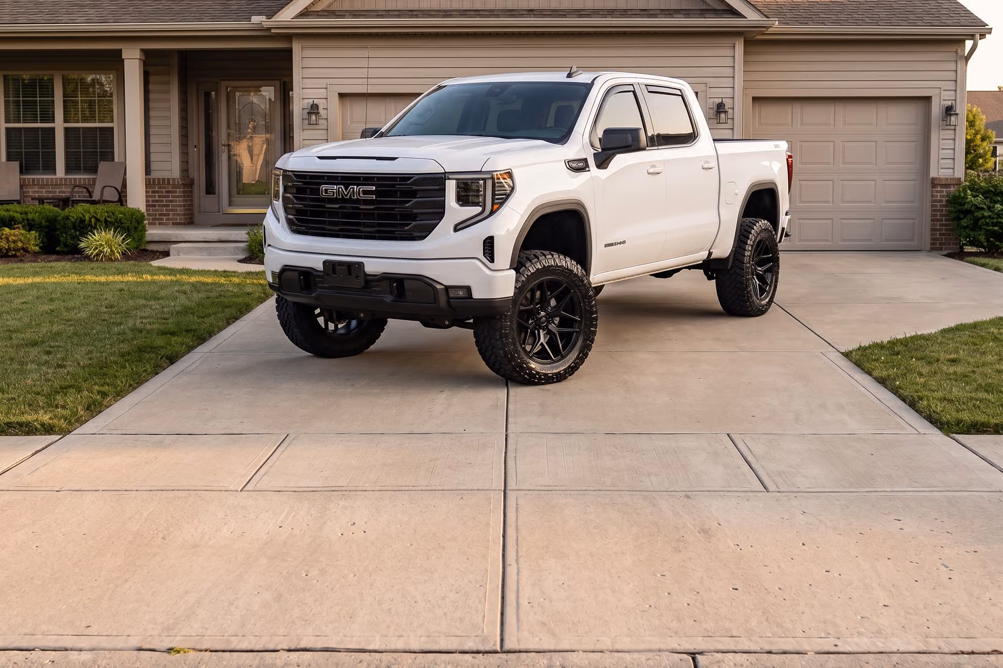 2023 GMC Sierra 1500 Elevation Crew Cab Image 35